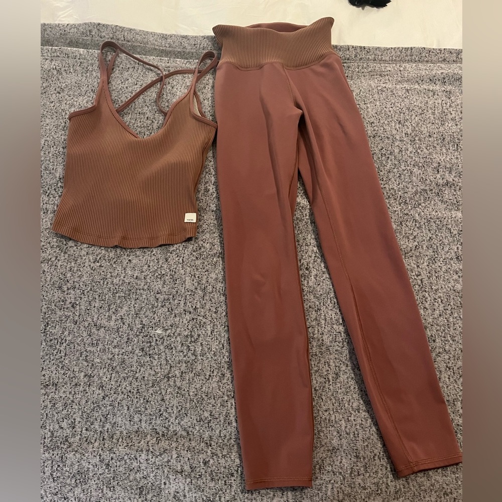 VUORI - rib crop tank & rib studio legging (cinnamon)